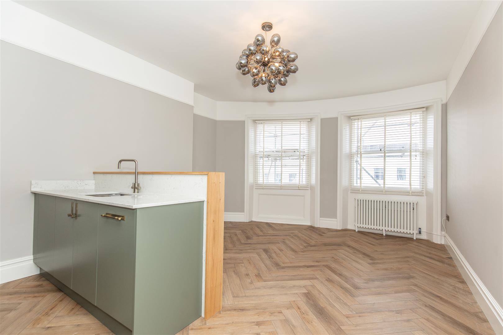 Kitchen / Living Room